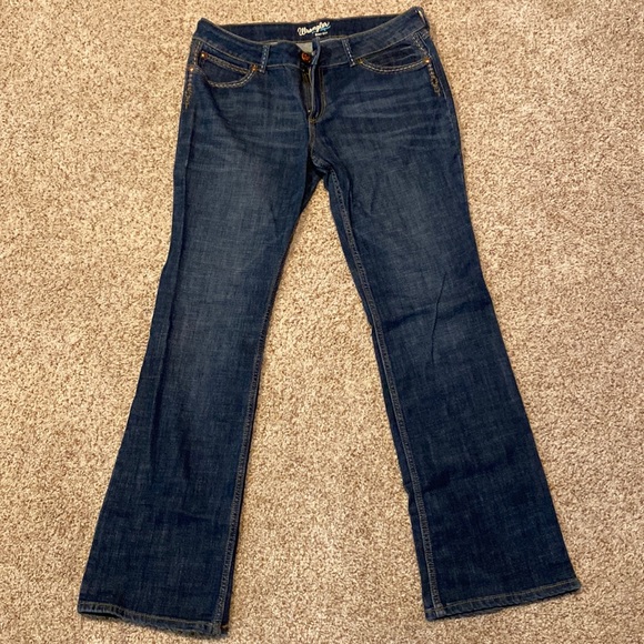 Boot cut Wranglers - Picture 1 of 3